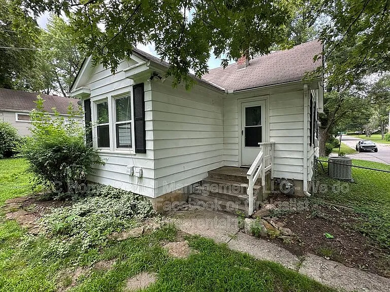 6101 Fontana St — Photo 1