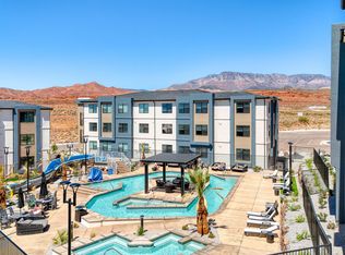 224 N Chaparral Dr #M201, Hurricane, UT 84737