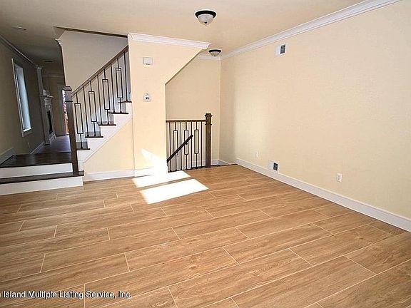 4th image of 94 Lenevar Ave