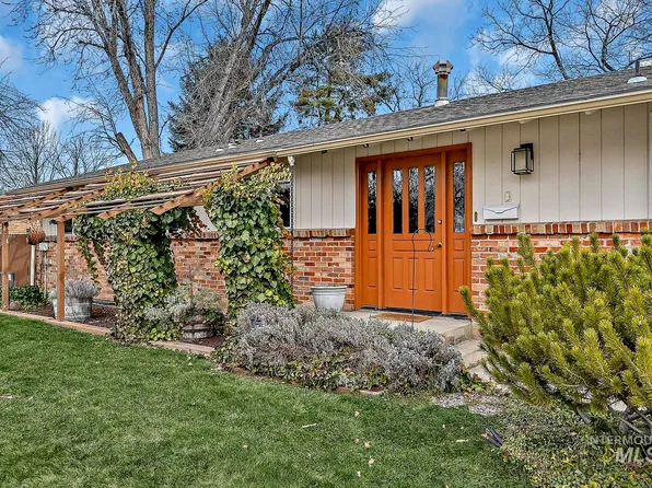 7020 W Hummel Dr, Boise, ID 83709