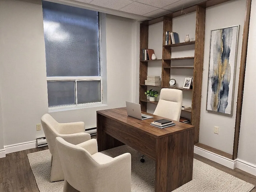 Studio, 2100 sqft, $3,000 — Photo 3