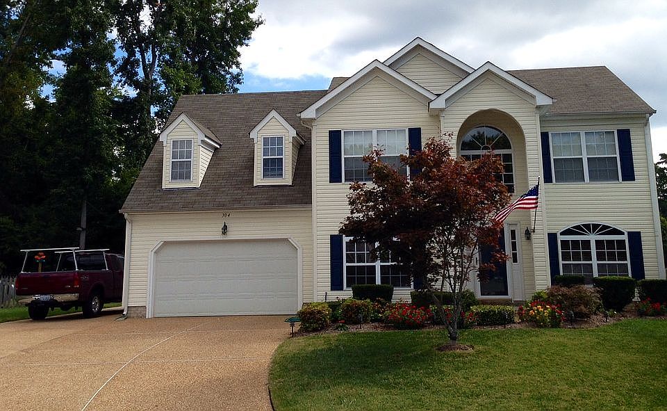 1st image of 304 Joanna Pl