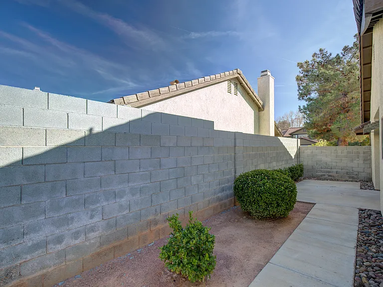 3134 Laurel Ave — Photo 24
