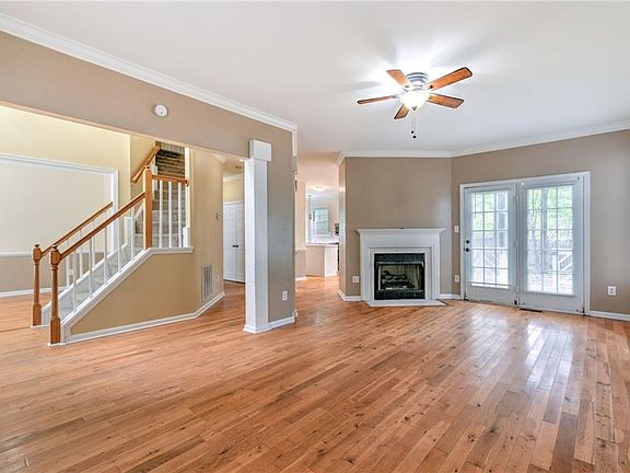 4th image of 104 Kraft Ct