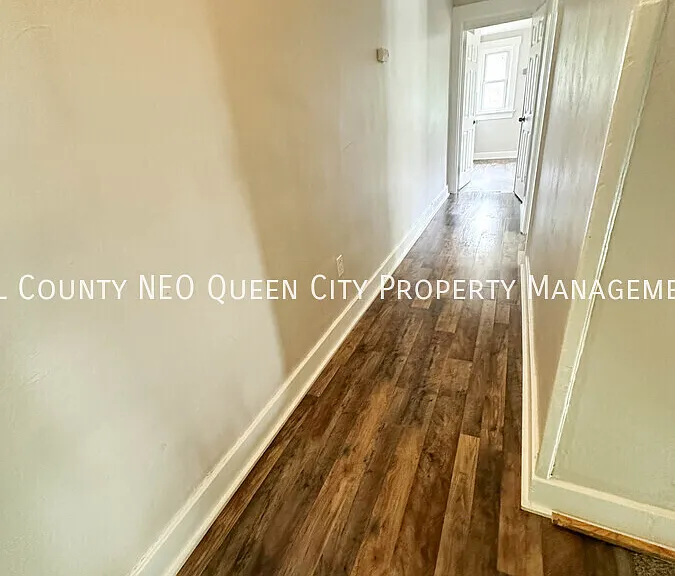 220 Cambridge Ave — Photo 6