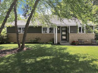 461 Oxford Ct, Worthington, OH 43085