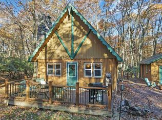 24 Estates Dr, Lake Harmony, PA