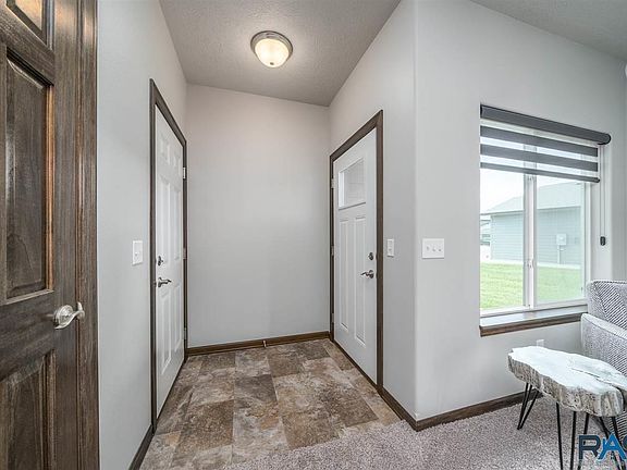 2nd image of 5417 S Seville Pl
