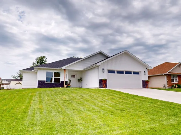 3325 Cedar Springs St, Sedalia, MO 65301