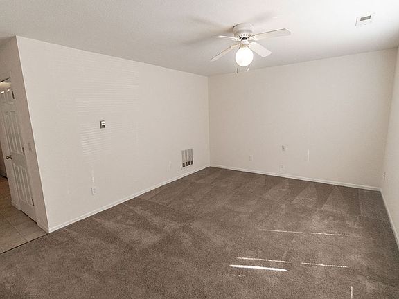 4th image of 430 N East Park Ln #D