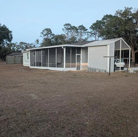 4242 SW 89th Ave — Photo 3