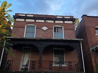 5240 Northland Ave, Saint Louis, MO 63113