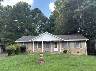 2675 Beacon Dr, Atlanta, GA 30349