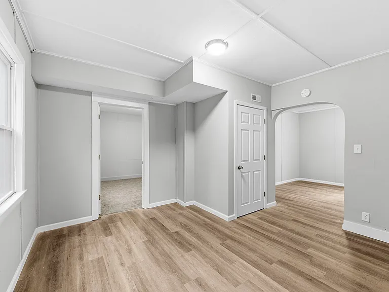 1930 Coltman Rd #3 — Photo 10