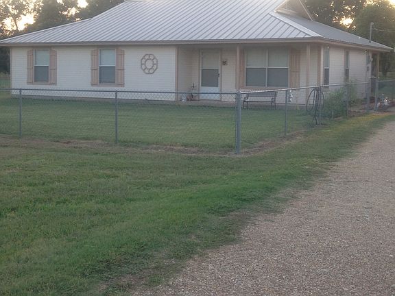 3rd image of 144 County Road 4881