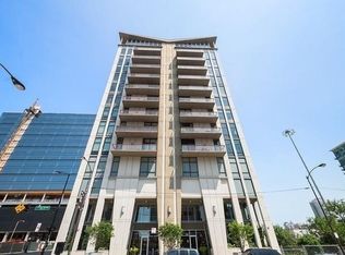 740 W Fulton St APT 714, Chicago, IL 60661