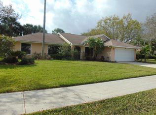 1661 Freedom Dr, Melbourne, FL 32940