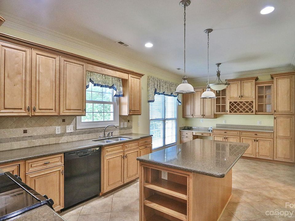 4206 Pennfield Way, High Point, NC 27262 Zillow