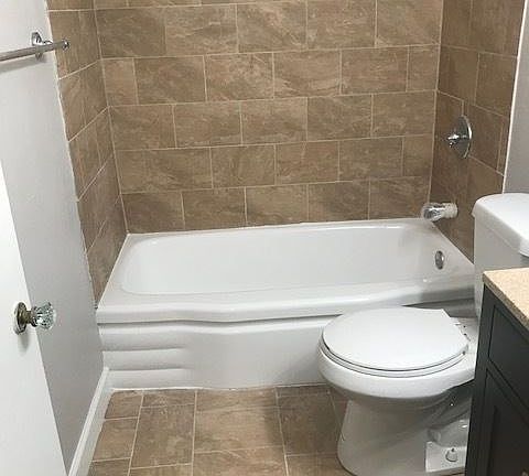 5th image of 4388 W 191st St