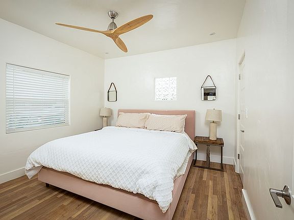 5th image of 3102 N 61st Pl #1