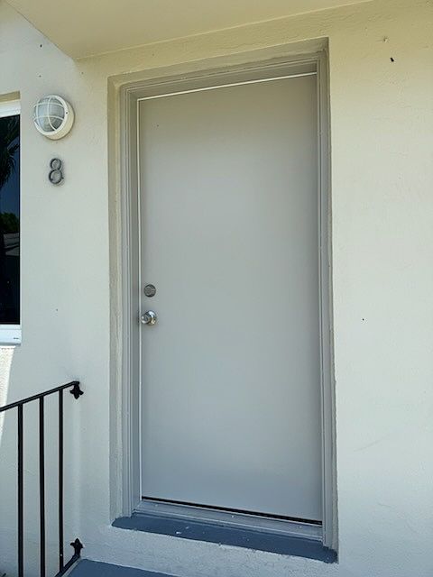1st image of 245 SW 18th Ct #11384695