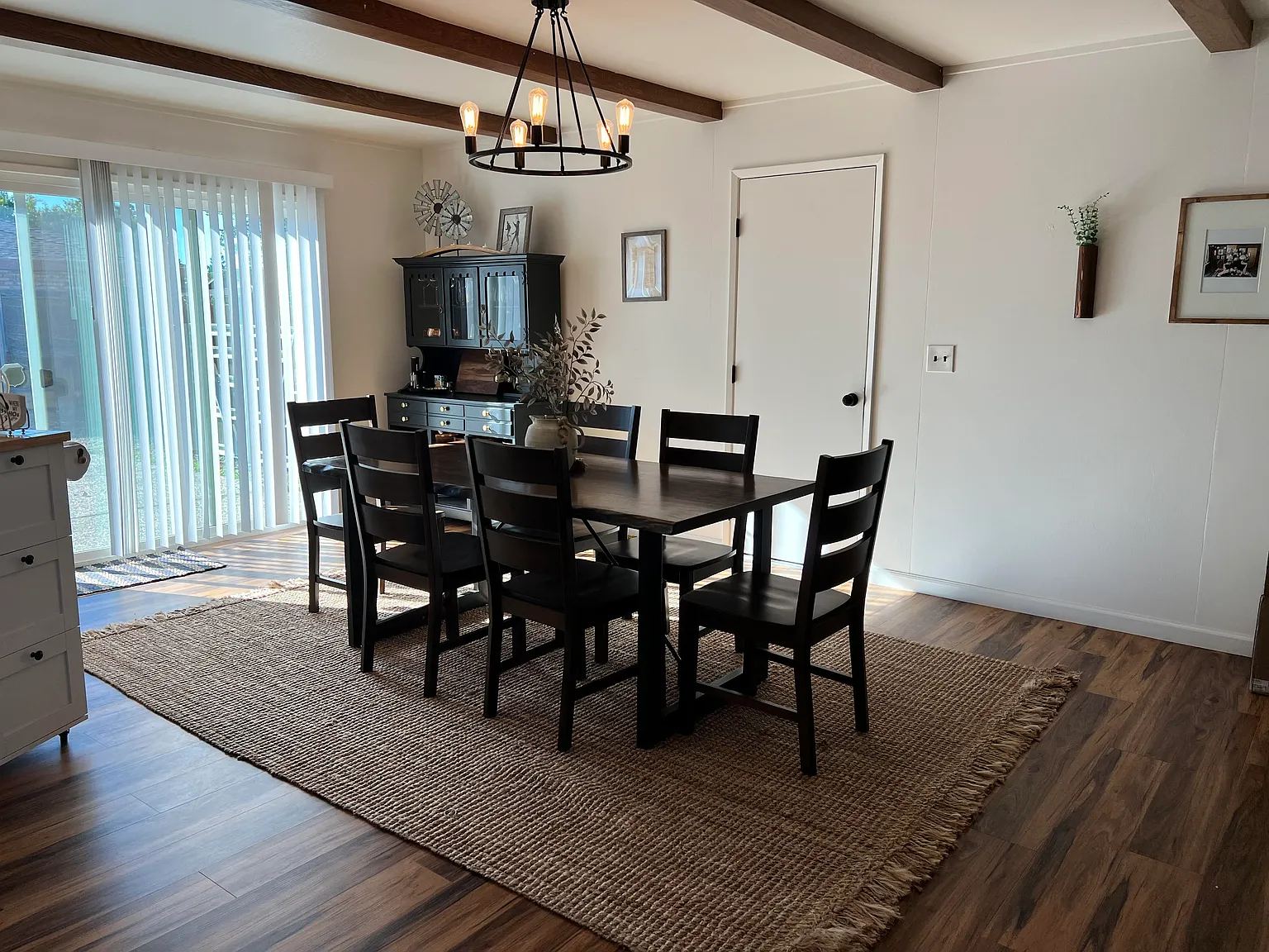 3 bed, 1600 sqft, $3,250 — Photo 2