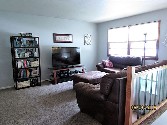 3rd image of 3906 Ramelle Dr