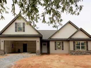 110 Apple Grove Dr, Inman, SC 29349