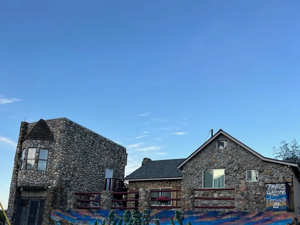 35296 Highway 190