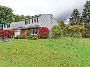 35 Olympian Dr, Slingerlands, NY 12159