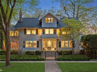 1004 Ashland Ave, Wilmette, IL 60091