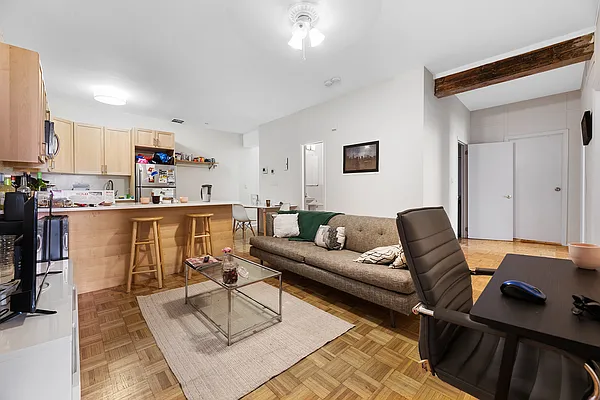 Rented by REAL New York | media 11