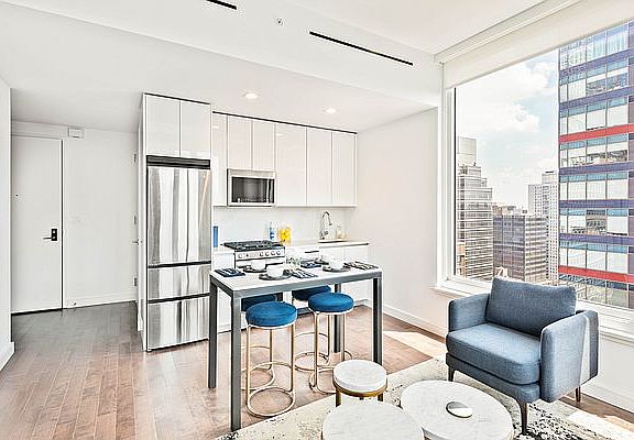 5th image of 232 E 54th St #29DD