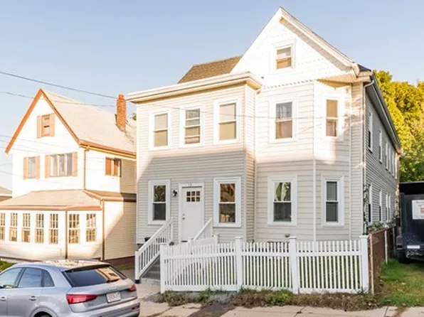 15 Thornton St, Winthrop, MA 02152