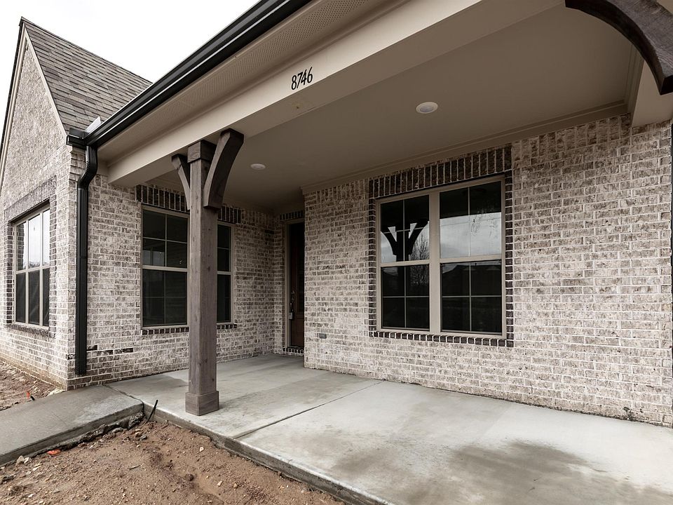 1st image of 8746 Bedfordshire Dr #13
