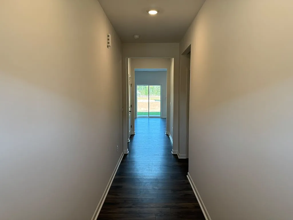 5 bed, 2804 sqft, $2,795 — Photo 2