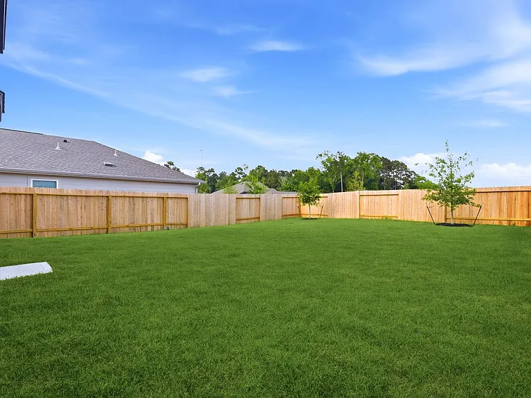 629 Craven St — Photo 36