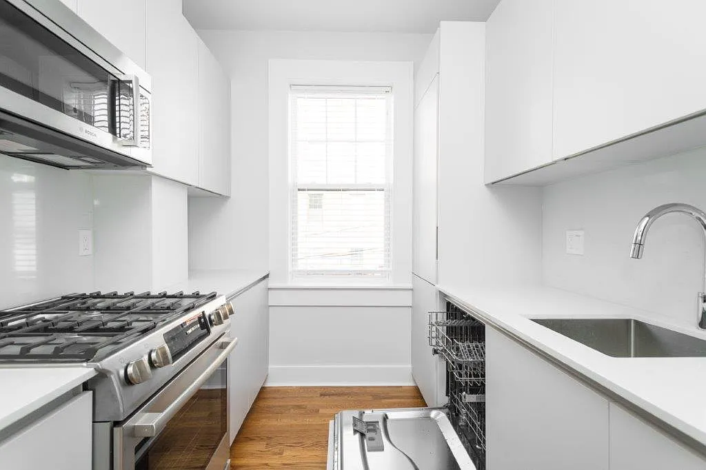 1 bed, 1.0 bath, 535 sqft, $3,400 — Photo 2