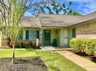 627 Stonewall Dr, Richmond, TX 77469