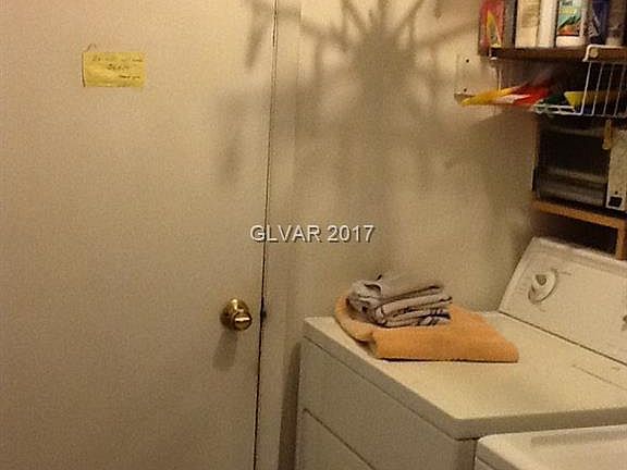 3rd image of 3060 Carnelian St