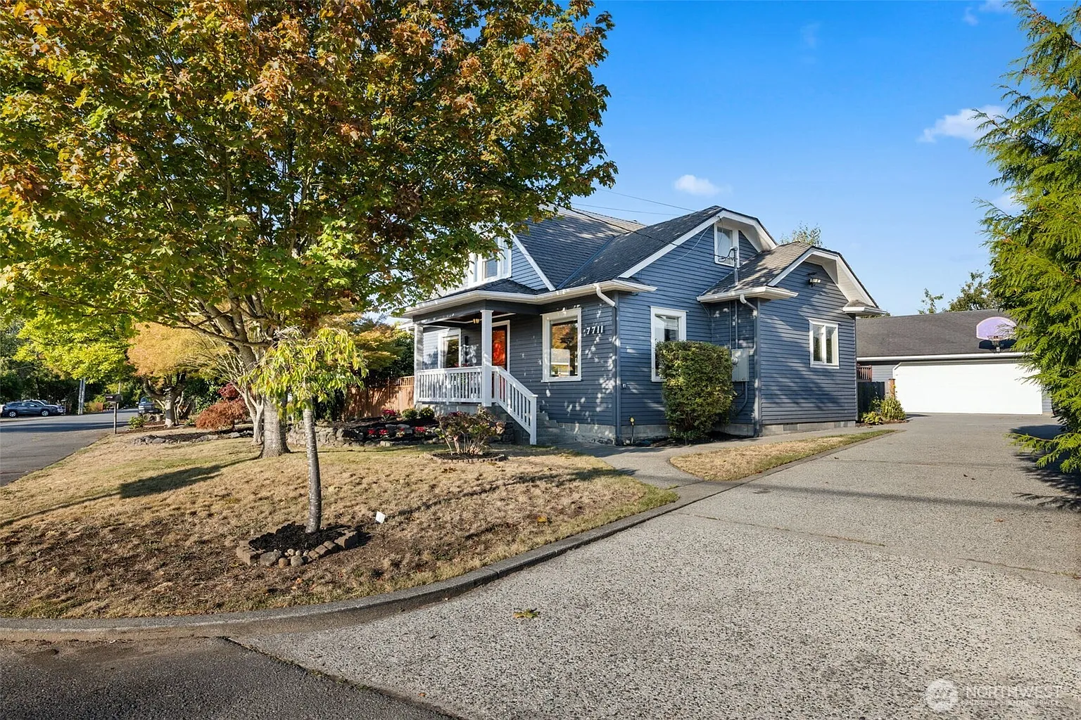 7711 Rainier Drive photo 1