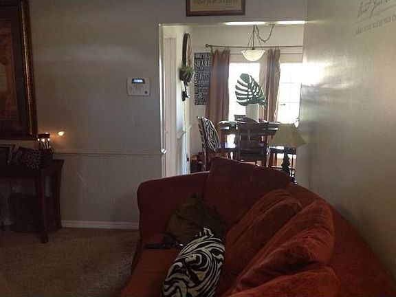 2nd image of 805 Hampton Dr
