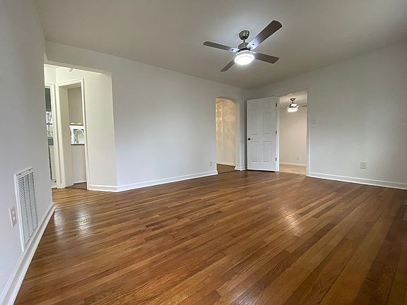 2nd image of 414 Dakar Dr
