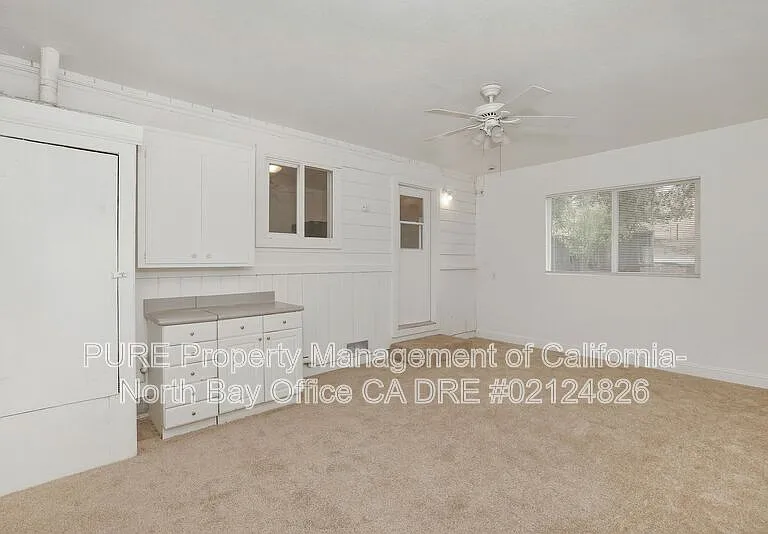 1040 S Cloverdale Blvd — Photo 8