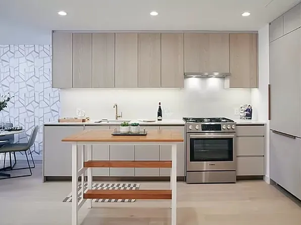 3 Court Square image 1 of 5