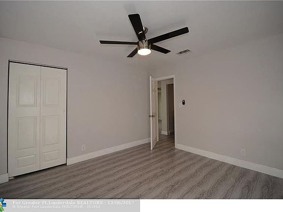2nd image of 5200 NE 2nd Ave