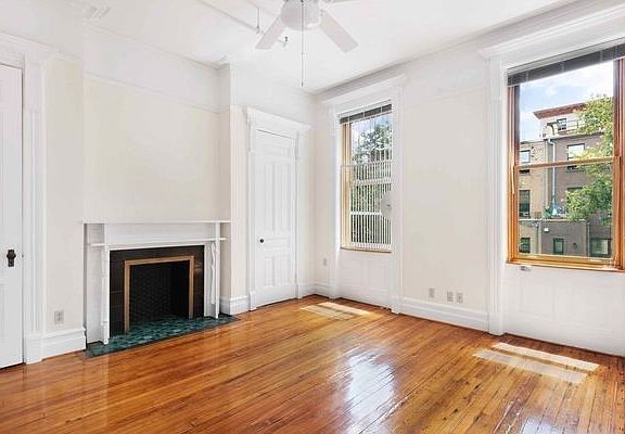 4th image of 244 W 121st St Unit 3