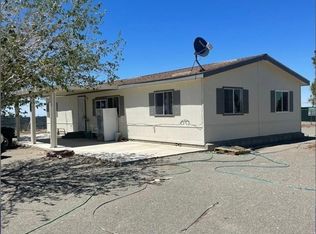 4634 Woodward Rd, Phelan, CA 92371