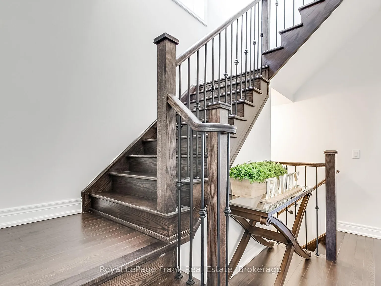 5 bed, $3,450 — Photo 3