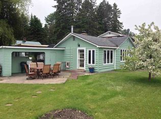 42920 Lakeshore Dr, Chassell, MI 49916